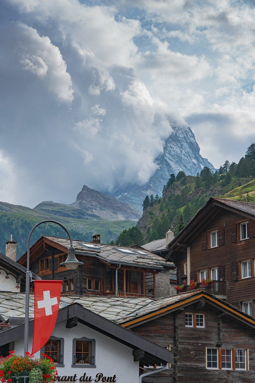 La communauté Suisse à l'étranger _ Cadeau suisse personnalisé